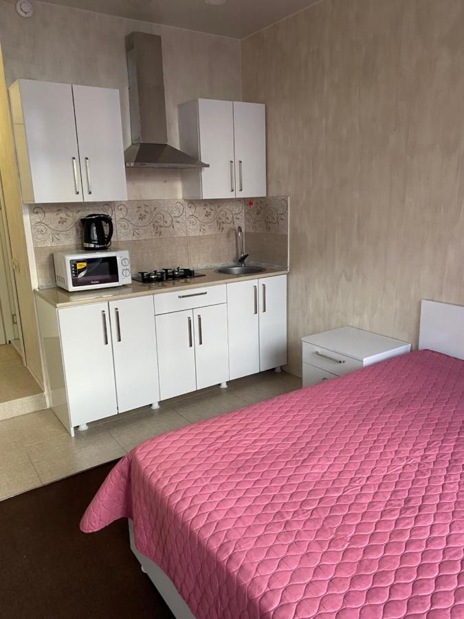 "Студия 24" - Посуточно И Помесячно Batumi Exterior foto